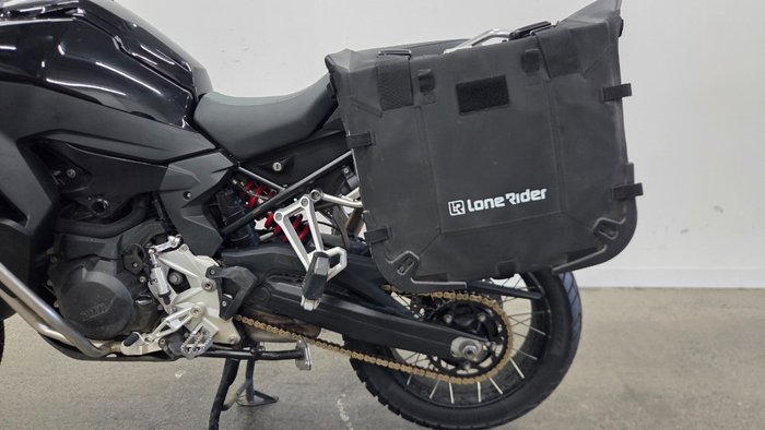 2024 BMW Motorrad F 900 GS ADVENTURE Black