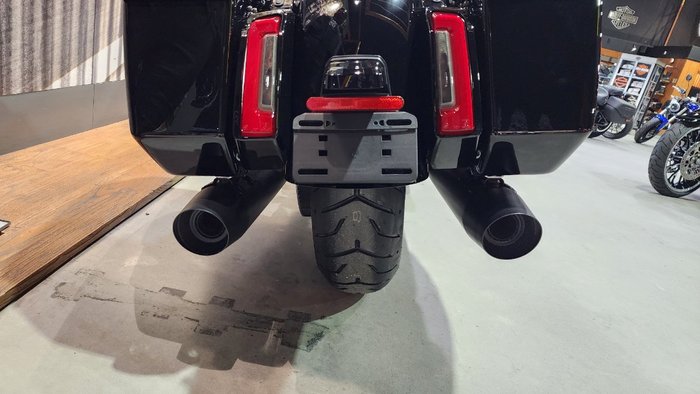 2025 HARLEY-DAVIDSON FLHX STREET GLIDE (117)