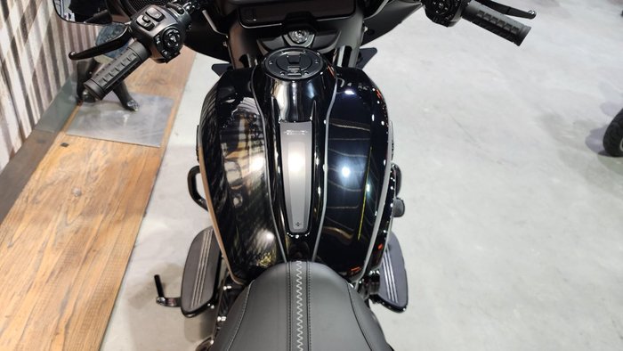 2025 HARLEY-DAVIDSON FLHX STREET GLIDE (117)