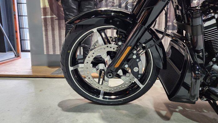 2025 HARLEY-DAVIDSON FLHX STREET GLIDE (117)
