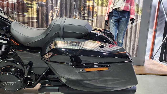 2025 HARLEY-DAVIDSON FLHX STREET GLIDE (117)