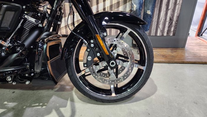 2025 HARLEY-DAVIDSON FLHX STREET GLIDE (117)
