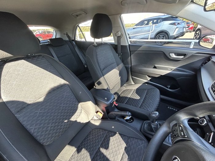 2017 KIA RIO S