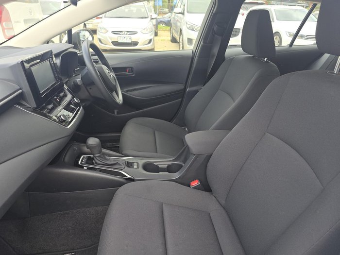 2022 Toyota Corolla Touring Hybrid G-X Plus