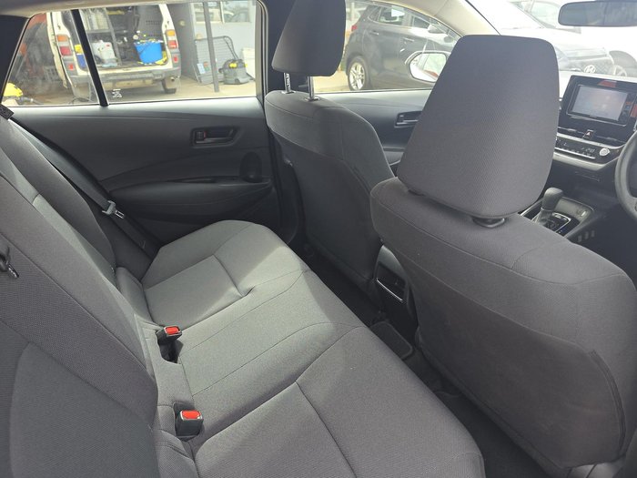 2022 Toyota Corolla Touring Hybrid G-X Plus