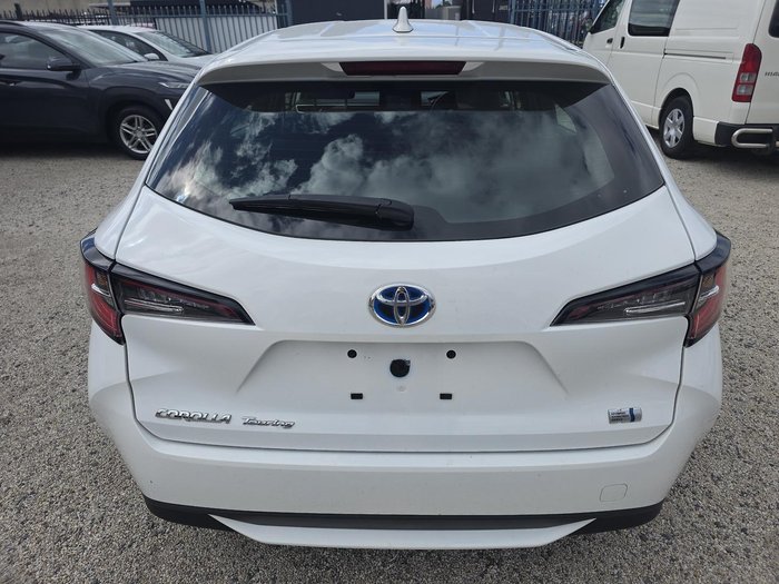 2022 Toyota Corolla Touring Hybrid G-X Plus