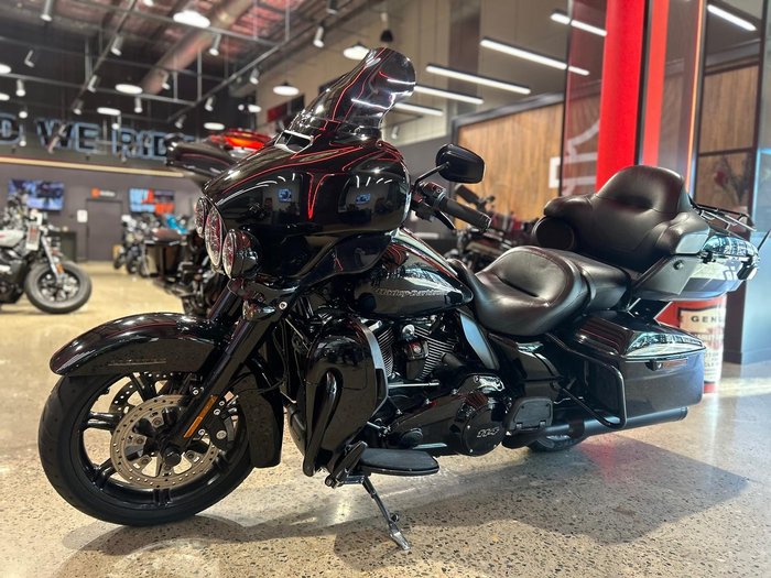 2020 Harley-Davidson Ultra Limited 114 (FLHTK) Touring Black