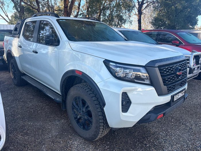 2023 Nissan Navara