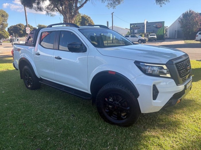 2023 Nissan Navara