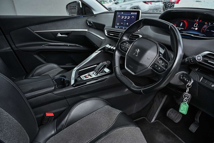 2017 Peugeot 5008 Allure