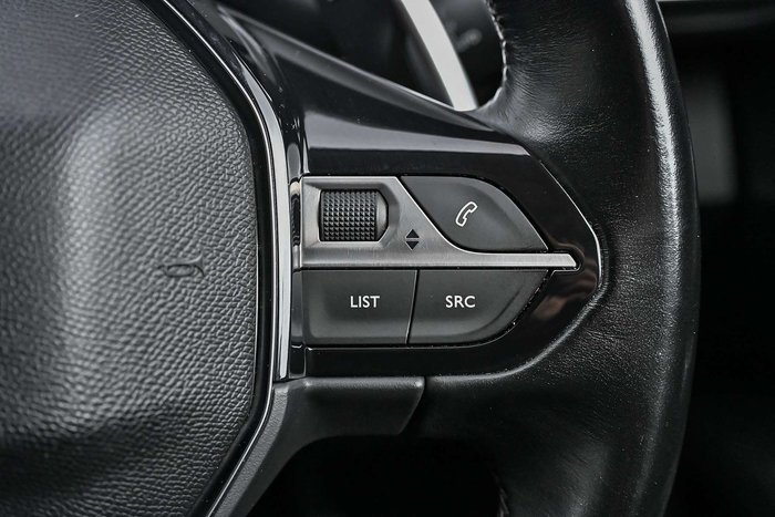 2017 Peugeot 5008 Allure