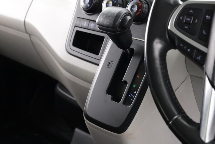 2022 Toyota Hiace