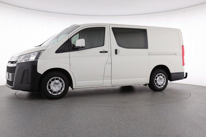2022 Toyota Hiace