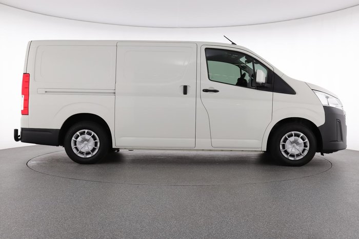 2022 Toyota Hiace