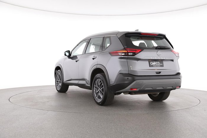 2025 Nissan X-TRAIL ST