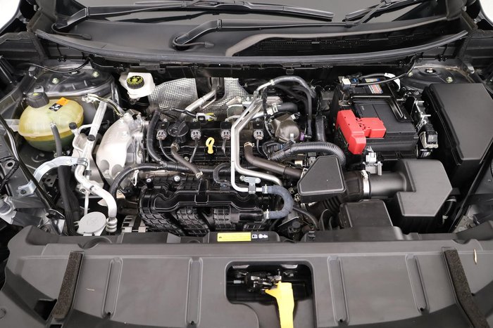 2025 Nissan X-TRAIL ST