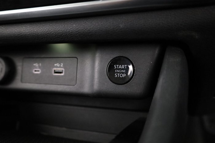 2025 Nissan X-TRAIL ST