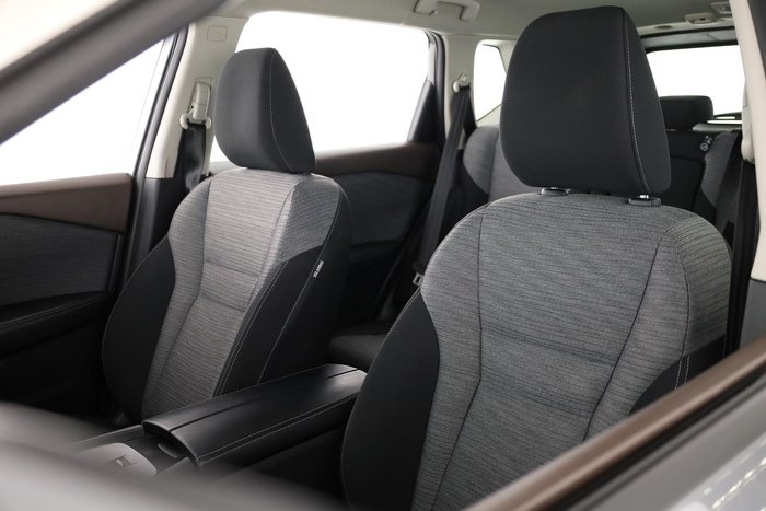 2025 Nissan X-TRAIL ST