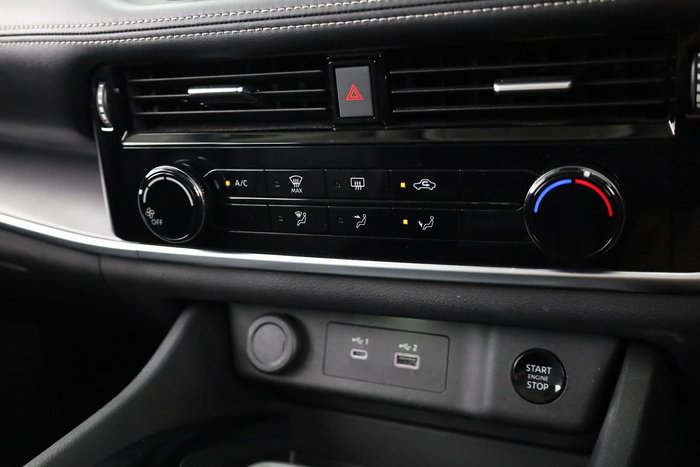 2025 Nissan X-TRAIL ST