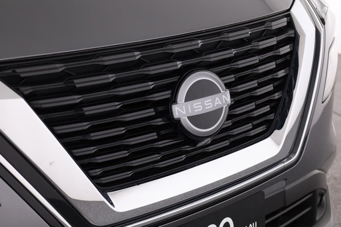 2025 Nissan X-TRAIL ST