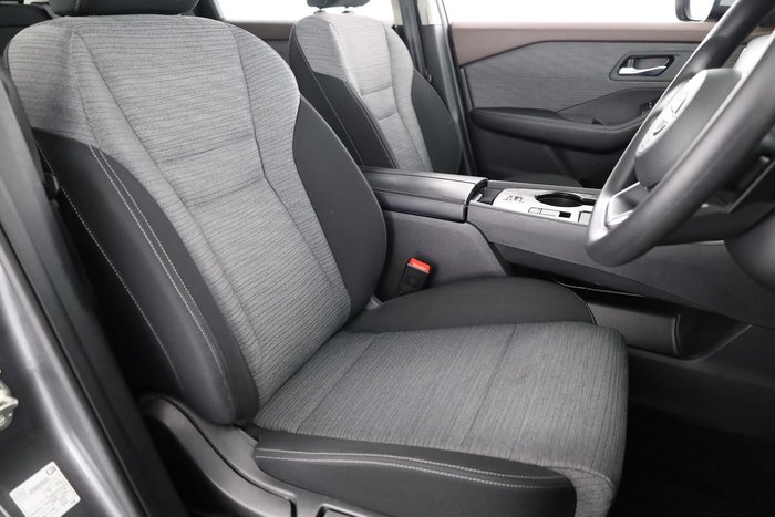 2025 Nissan X-TRAIL ST