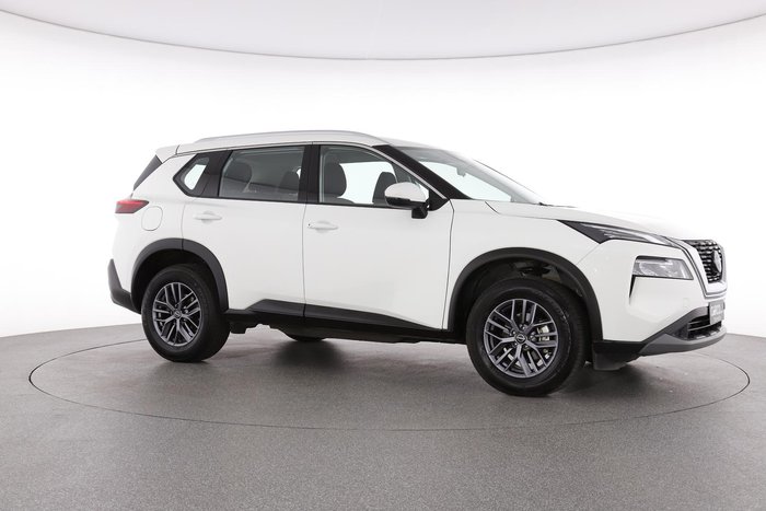 2025 Nissan X-TRAIL ST