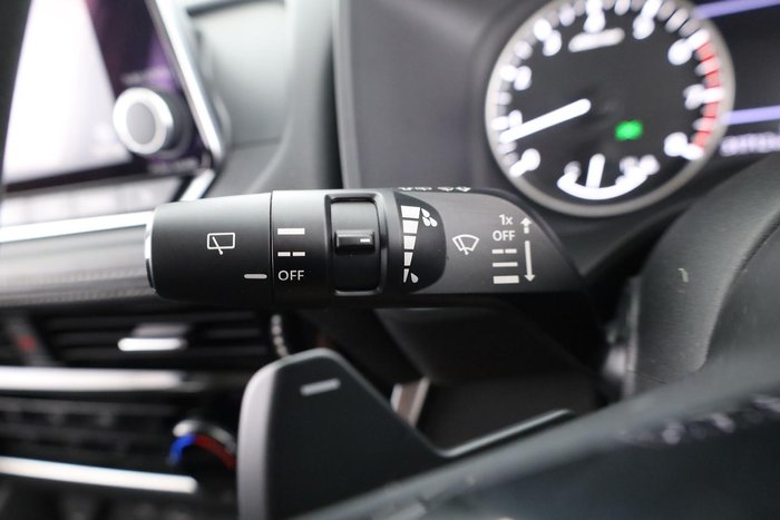 2025 Nissan X-TRAIL ST