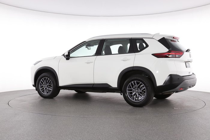 2025 Nissan X-TRAIL ST