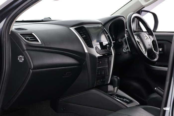 2021 Mitsubishi Triton GLS