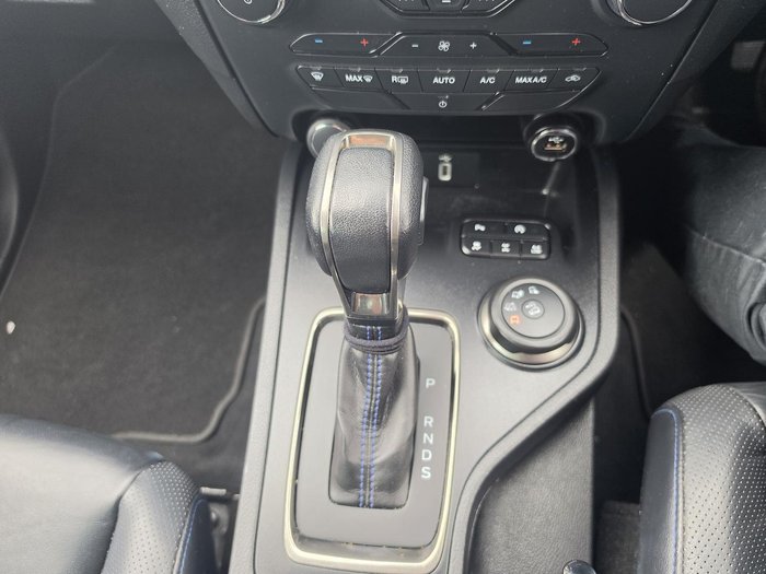 2020 Ford Everest Sport