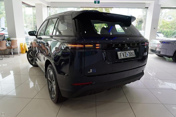2026 Jaecoo J5 EV Summit