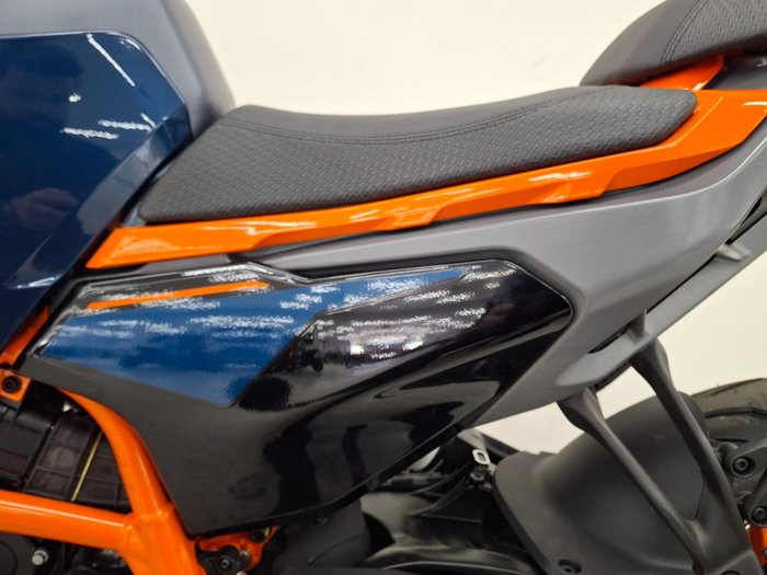 2025 Ktm 390 DUKE Blue