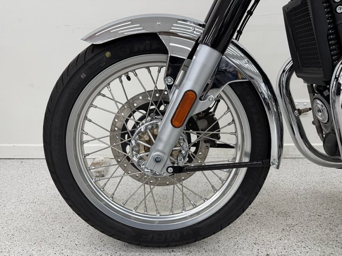 2025 Royal Enfield CLASSIC 650 CHROME