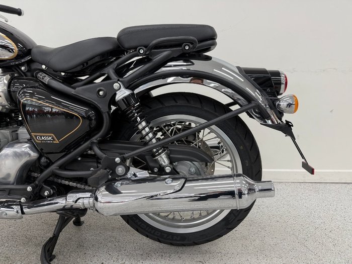2025 Royal Enfield CLASSIC 650 CHROME
