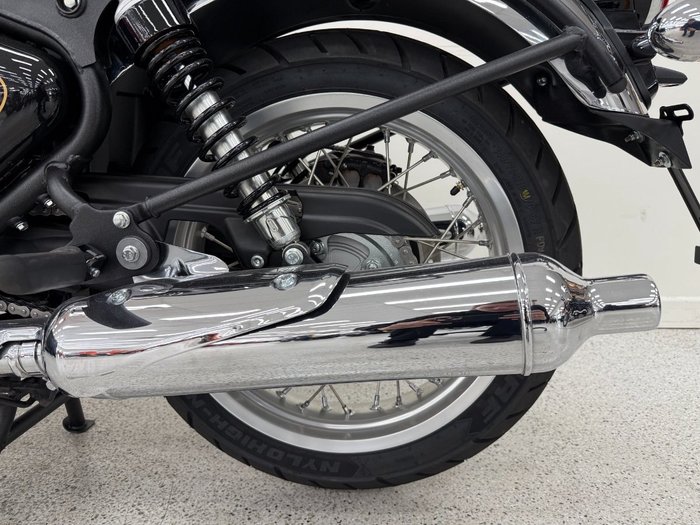 2025 Royal Enfield CLASSIC 650 CHROME