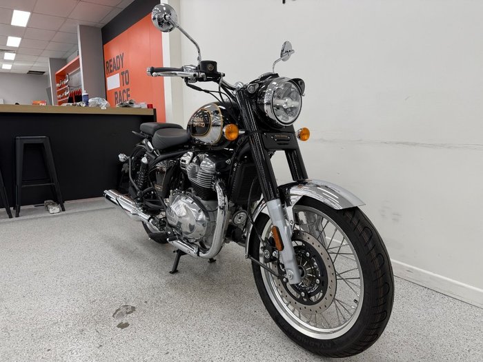2025 Royal Enfield CLASSIC 650 CHROME