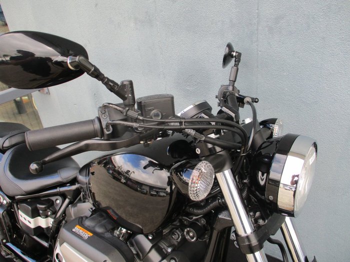 2017 Yamaha STAR BOLT (XVS950CU) Black