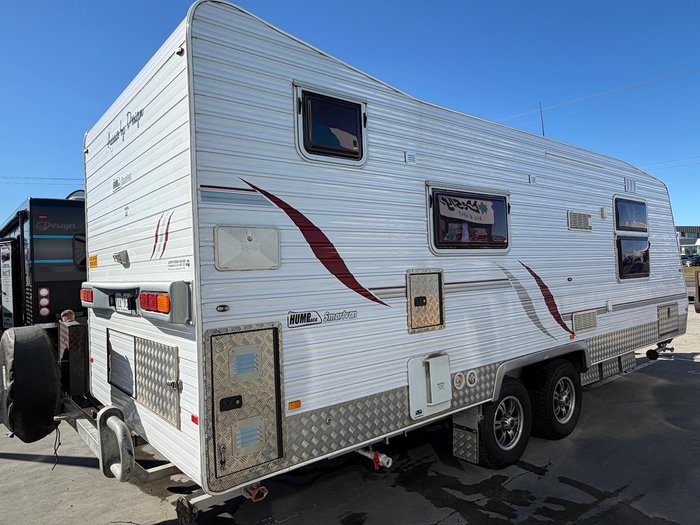 2010 Legend Caravans Aussie By Design Hump Back