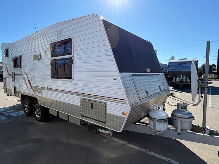 2010 Legend Caravans Aussie By Design Hump Back