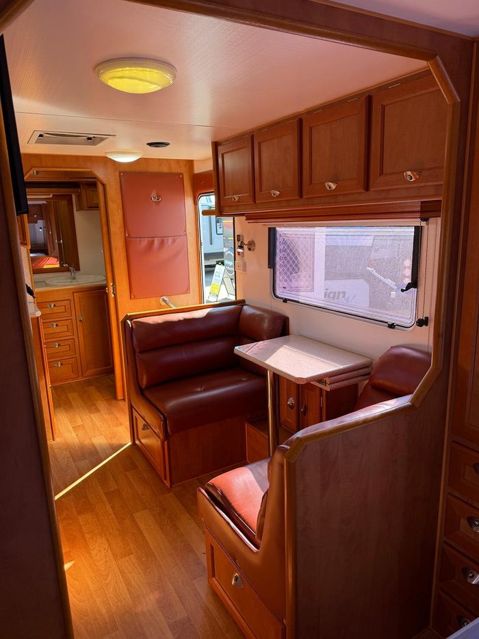 2010 Legend Caravans Aussie By Design Hump Back