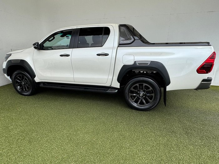 2021 Toyota Hilux Rogue