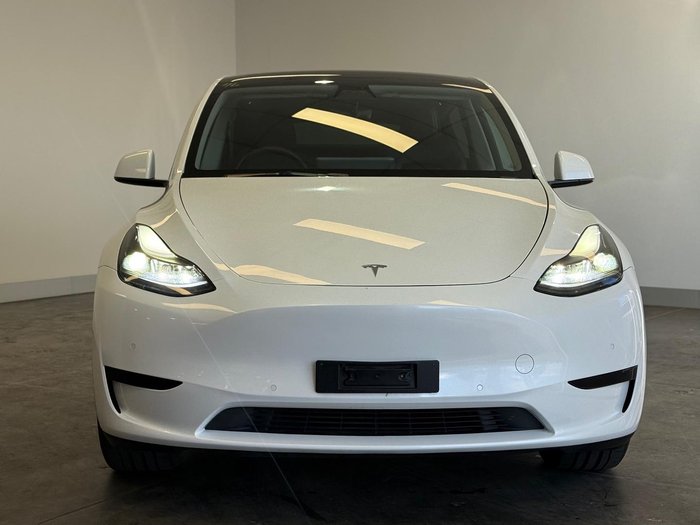2023 Tesla Model Y Rear-Wheel Drive