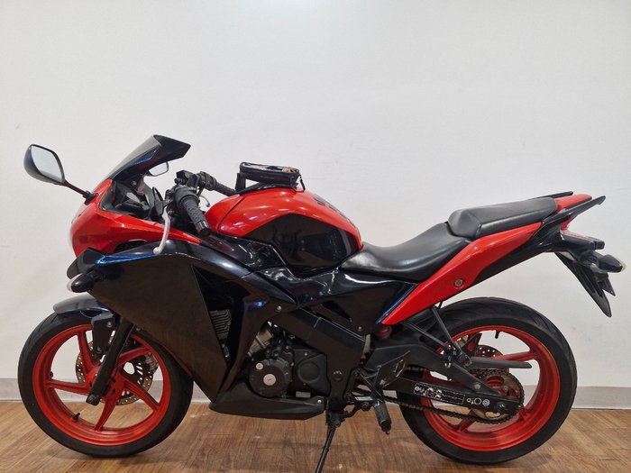 2012 Honda CBR125R ORANGE