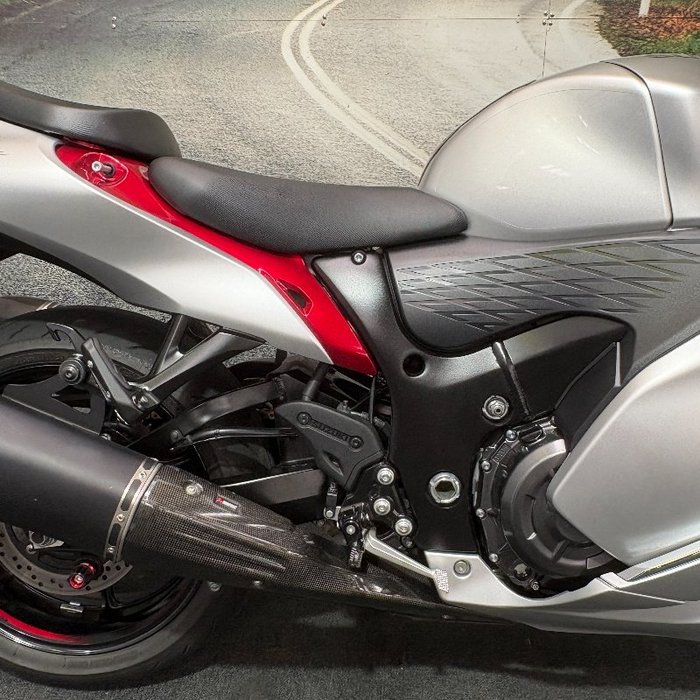 2021 Suzuki GSX1300RR (HAYABUSA) Silver