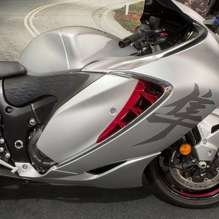 2021 Suzuki GSX1300RR (HAYABUSA) Silver