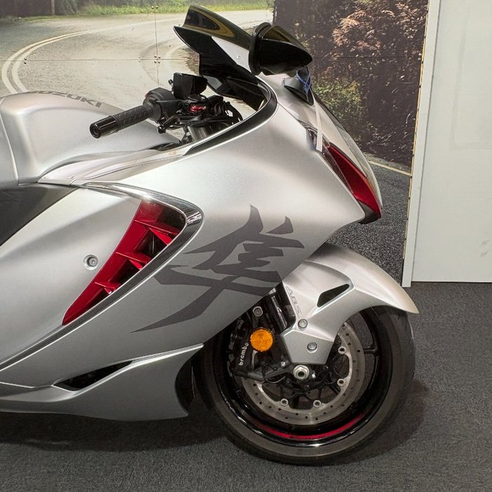 2021 Suzuki GSX1300RR (HAYABUSA) Silver