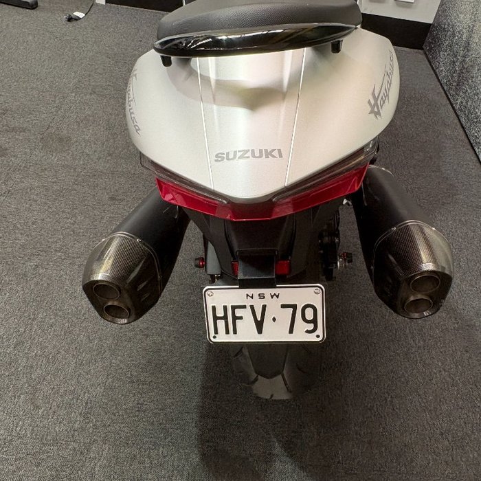 2021 Suzuki GSX1300RR (HAYABUSA) Silver