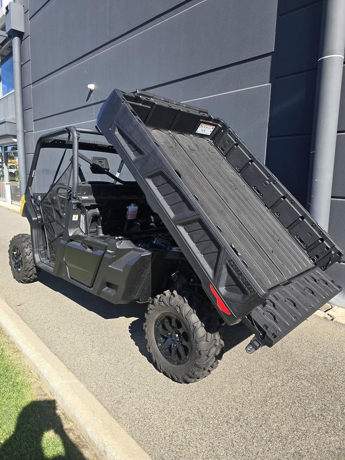 2026 Can-Am Defender HD10 DPS PRO Defender Yellow
