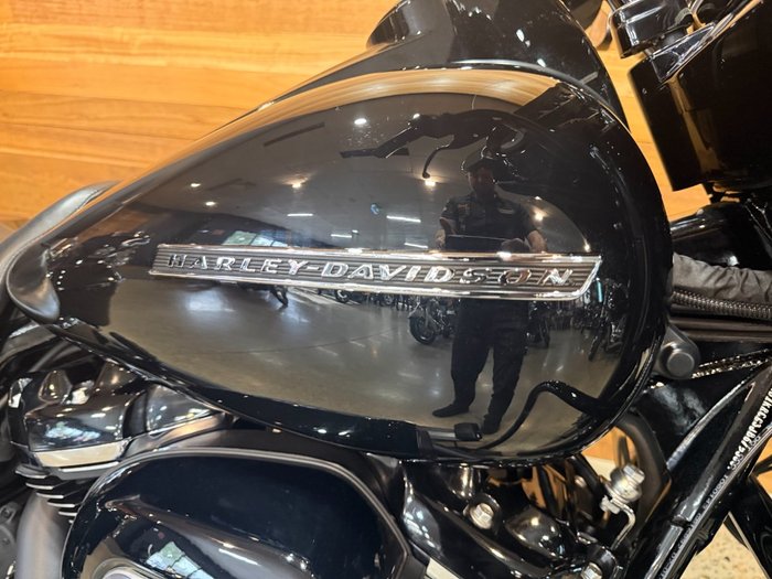 2018 HARLEY-DAVIDSON FLHXS STREET GLIDE SPECIAL
