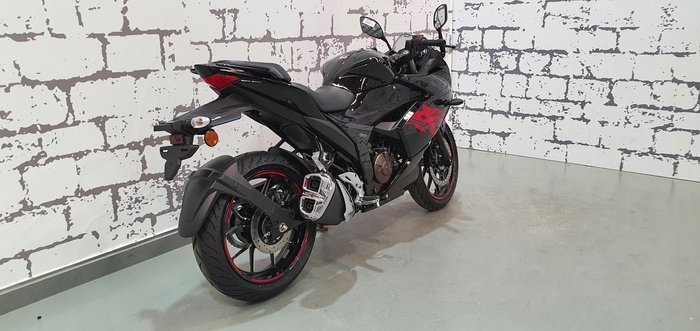 2026 Suzuki Gixxer SF 250 Gixxer Black